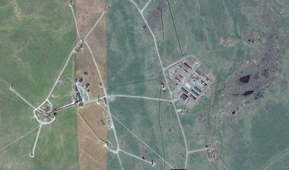 Супутниковий вигляд Google Maps системи Вега в Норильську з місцями малого хреста та технічної позиції