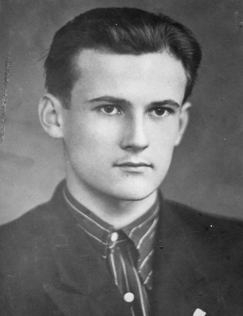 Вадим Ніколаєв, український провідний інженер-випробувач гвинтокрила Ка-22, випускник Харківського авіаційного інституту, який загинув під час льотних випробувань