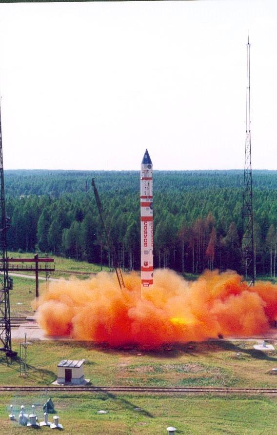Ракета-носій «Космос» для космічних місій